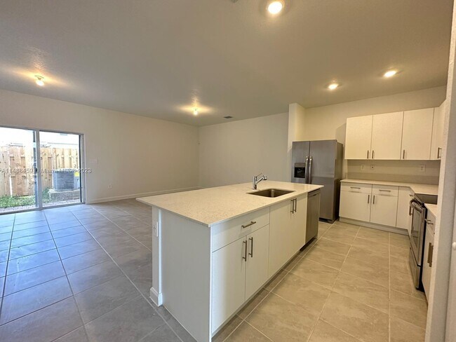 Building Photo - 26476 Southwest 148th Court