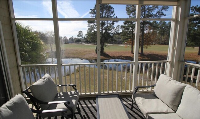 Foto del edificio - Fully Furnished- Available for 30 day stay...