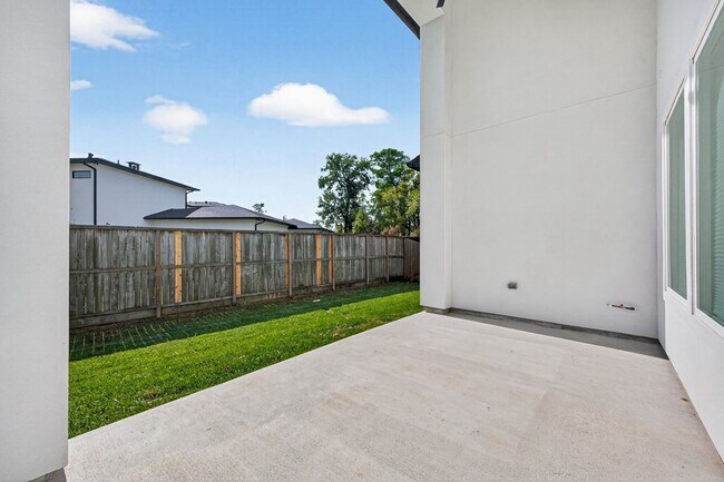 Foto del edificio - 7507 Faldo Dr