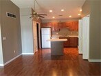 Foto principal - 142-156 Goldenrod