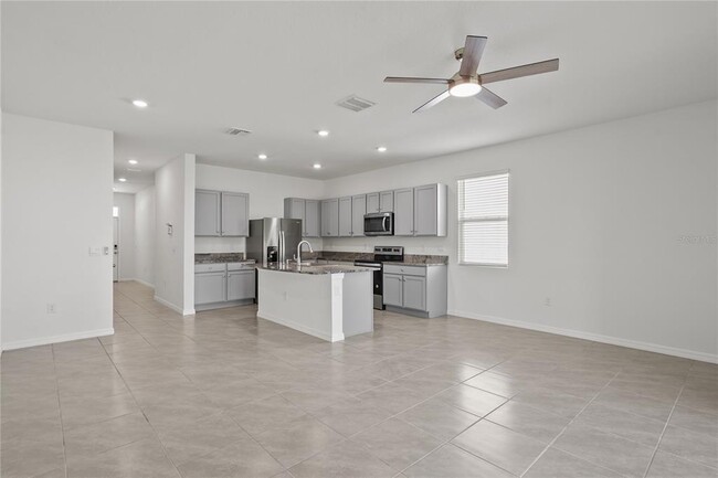 Foto del edificio - 33055 Tulip Petal Ln