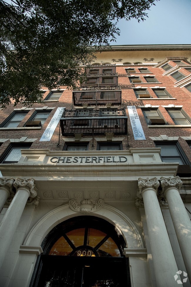 Building Photo - Chesterfield Apartments