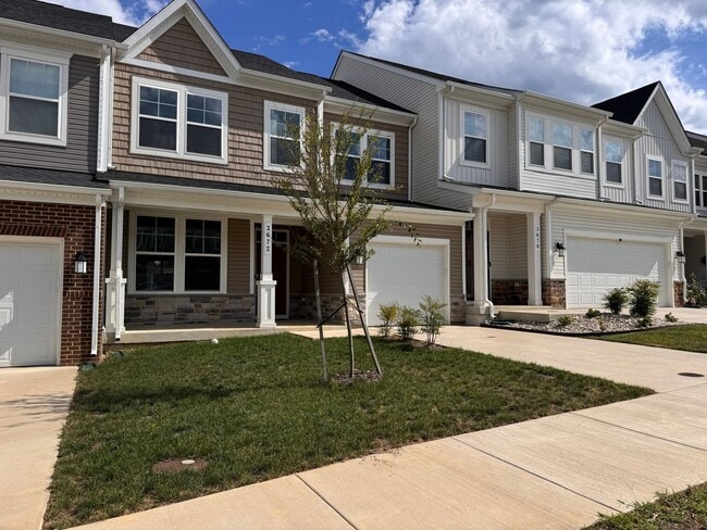 Building Photo - 3672 Isaac Cir