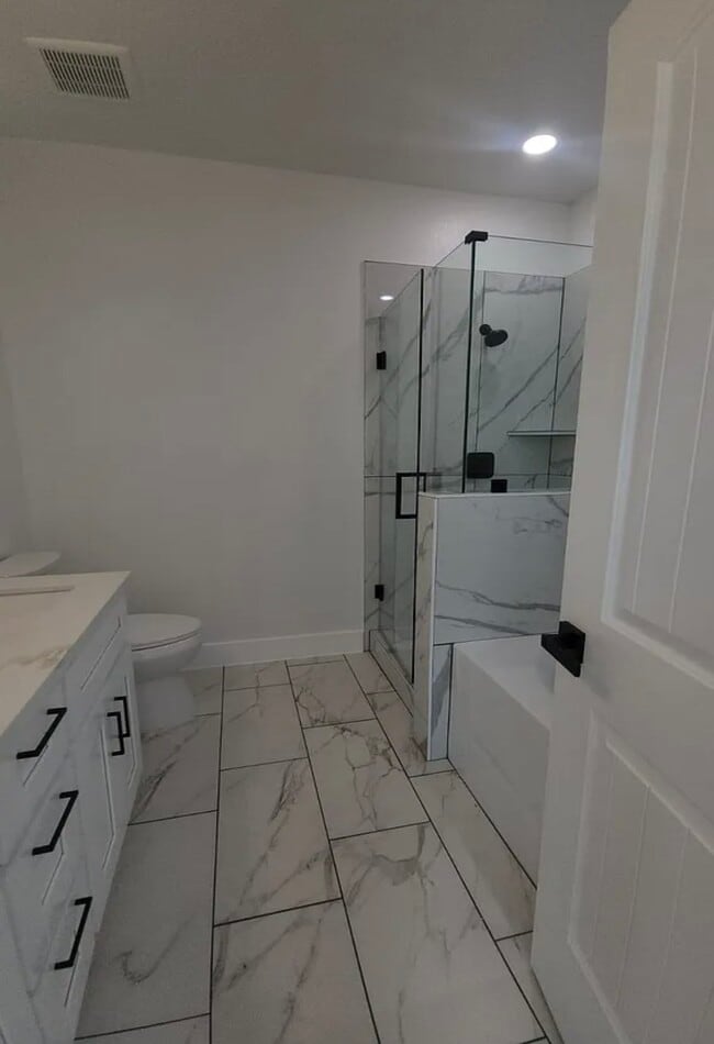 Building Photo - 194 Rd 5506