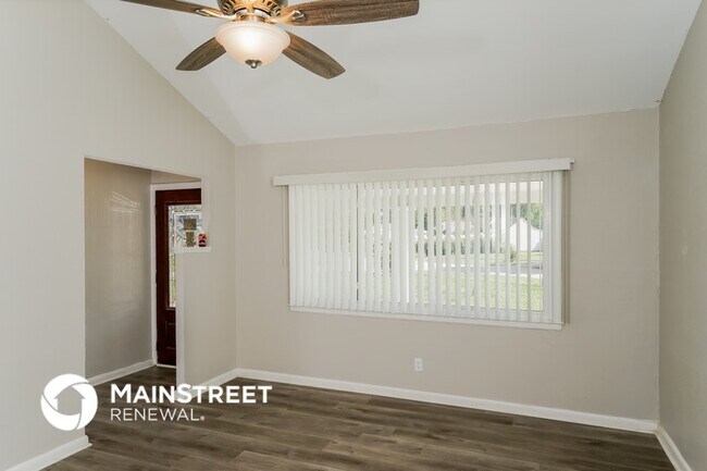 Foto del edificio - 14020 Darwin Blvd