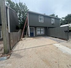 Building Photo - 314 E 1st Ct