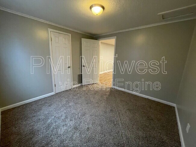Foto del edificio - 1492.5 S 8th St
