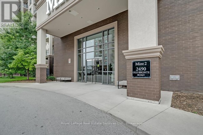 Building Photo - 2490-2490 Old Bronte Rd