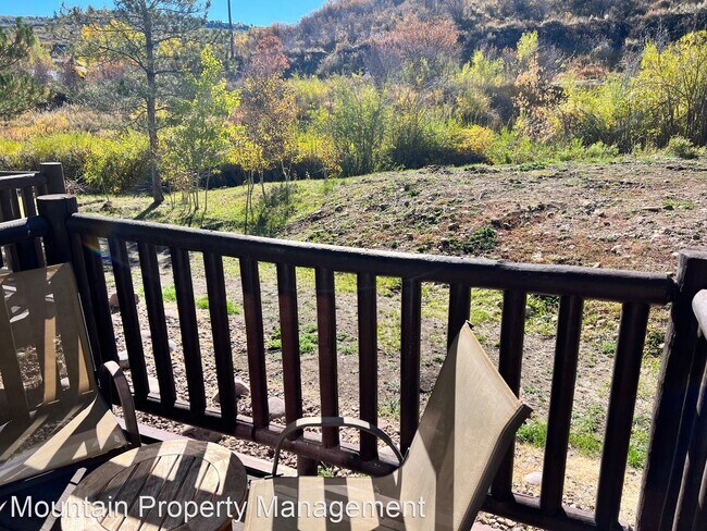 Building Photo - Studio, 1 bath House - 2305 Sidewinder Dri...