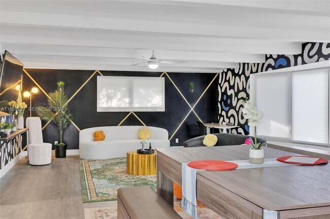 Foto del edificio - 5830 NE 14th Rd