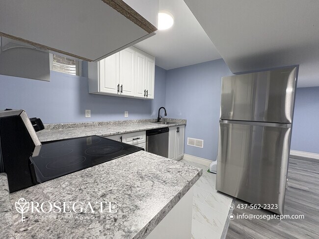 Photo du bâtiment - All-Inclusive 2-Bedroom Basement Apartment with Walk-In Closet – Welland
