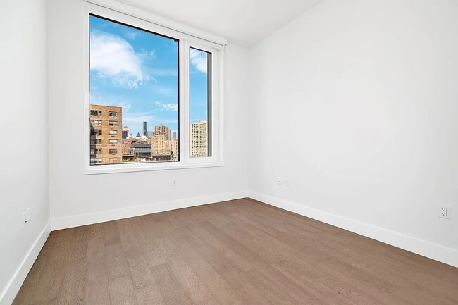 Foto del edificio - 200 E 23rd St