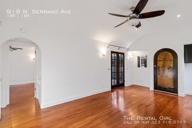 Building Photo - 918 N Serrano Ave