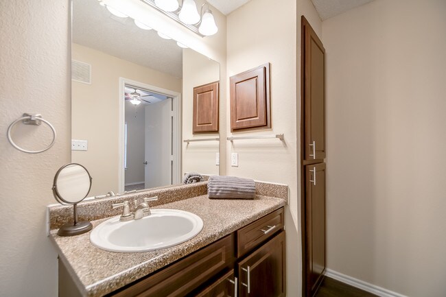 Apartamento renovado fase 1 - Southgate Glen