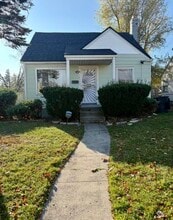 Building Photo - 15714 Novara St