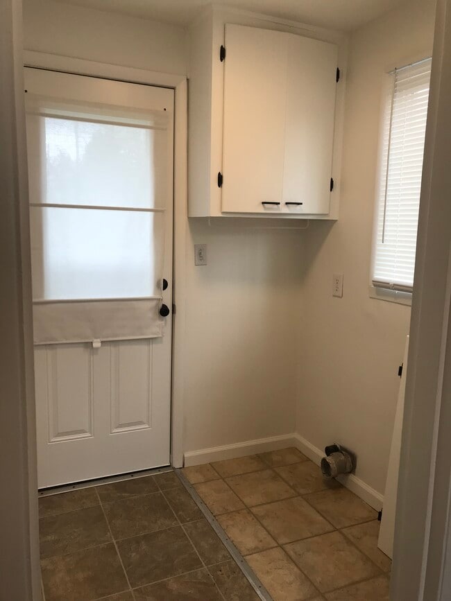 Laundry room/Pantry - 1119 11th St