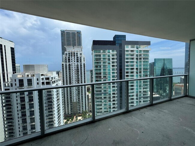 Building Photo - 1100 S Miami Ave