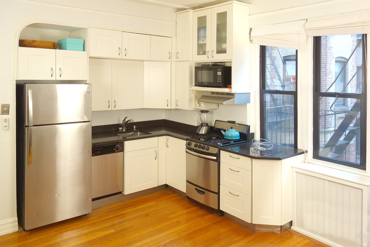 78 8th Ave, Brooklyn, NY 11215 - Apartments in Brooklyn, NY ...