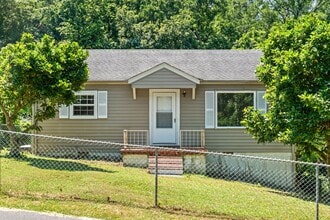 Building Photo - 1011 Buck Dr
