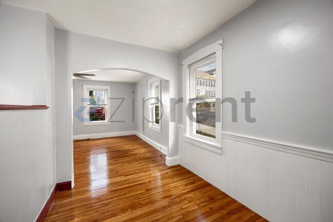 Building Photo - Unit 49