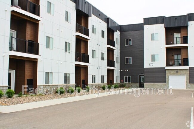 Building Photo - Capital Lofts