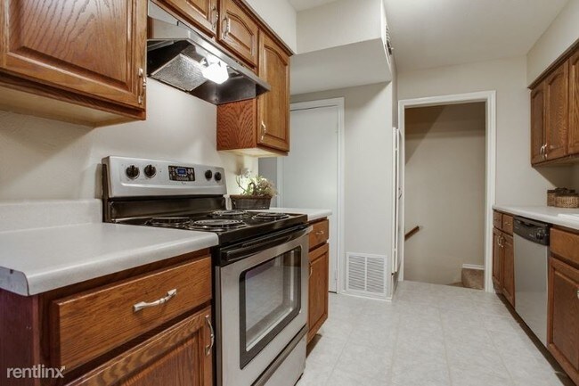 Foto del edificio - 2630 Custer Rd