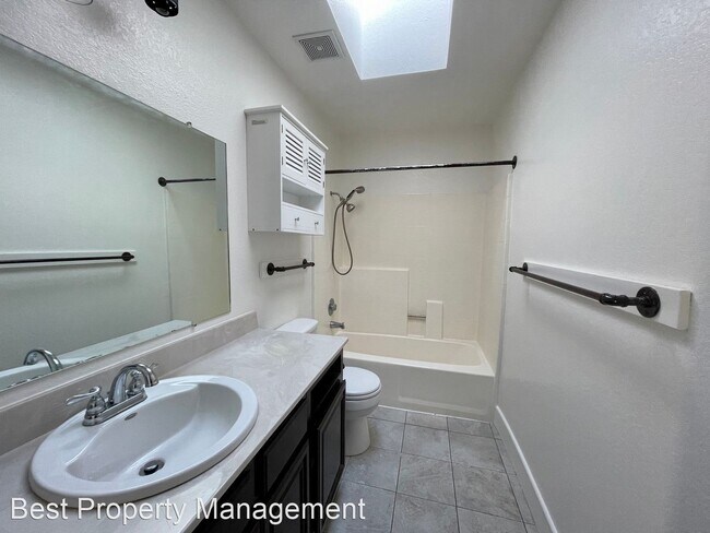 Foto del edificio - 4 br, 2.5 bath House - 131 Mesquite Ct