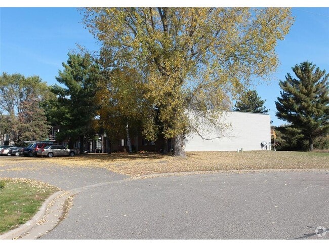 Building Photo - 1485 Wildcat Ct