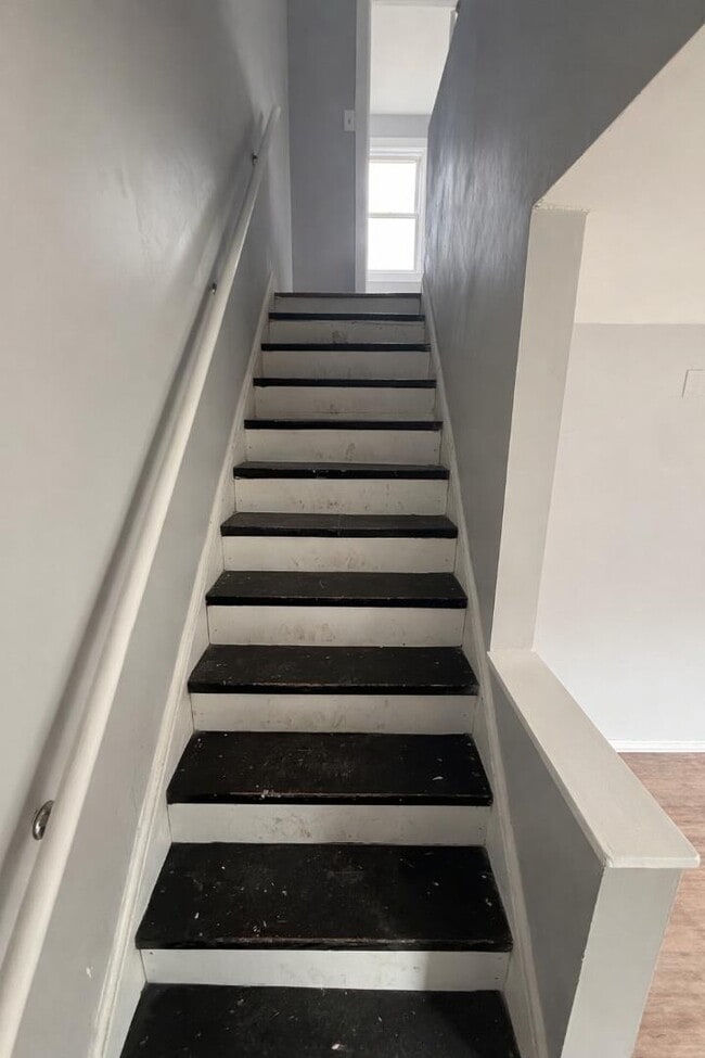 Foto del edificio - 3526-28 E 9th Ave