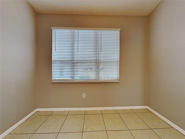 Building Photo - 10151 Briar Cir