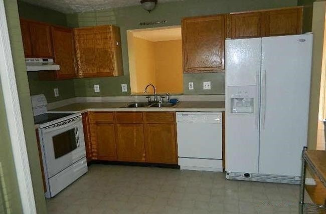 Building Photo - 105 Braeburn Dr