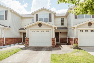 Building Photo - 526 Wingspan Way