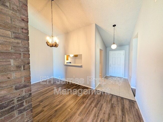 Building Photo - 3920 S 125th E Ave