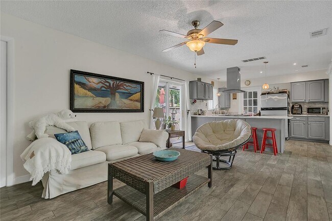 Foto del edificio - 733 Coquina Ct