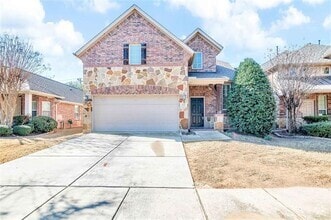 Building Photo - 631 Kirby Dr