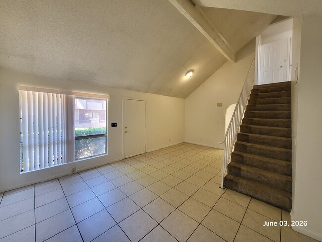 Building Photo - 4456 Buena Vista Dr