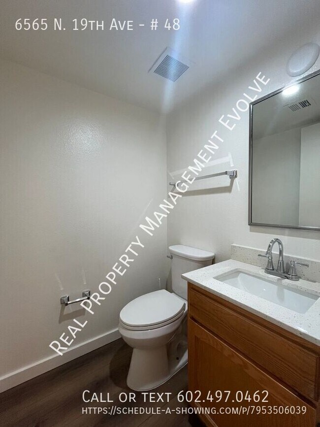 Foto del edificio - 6565 N 19th Ave