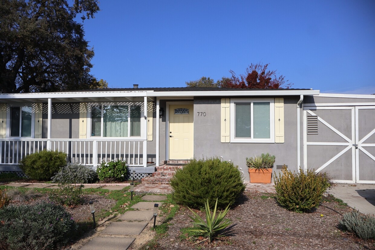 Foto principal - 770 Verano Ave