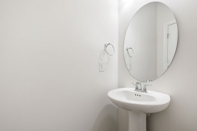 Foto del edificio - Beautifully Appointed Townhome in Prime Ho...