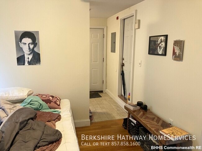 Photo - 4 Forster St Apartment