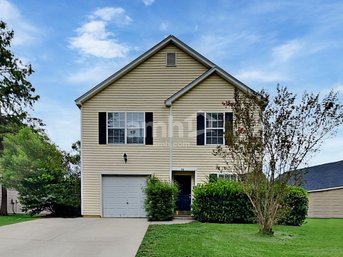 Primary Photo - 96 Blue Jasmine Ln