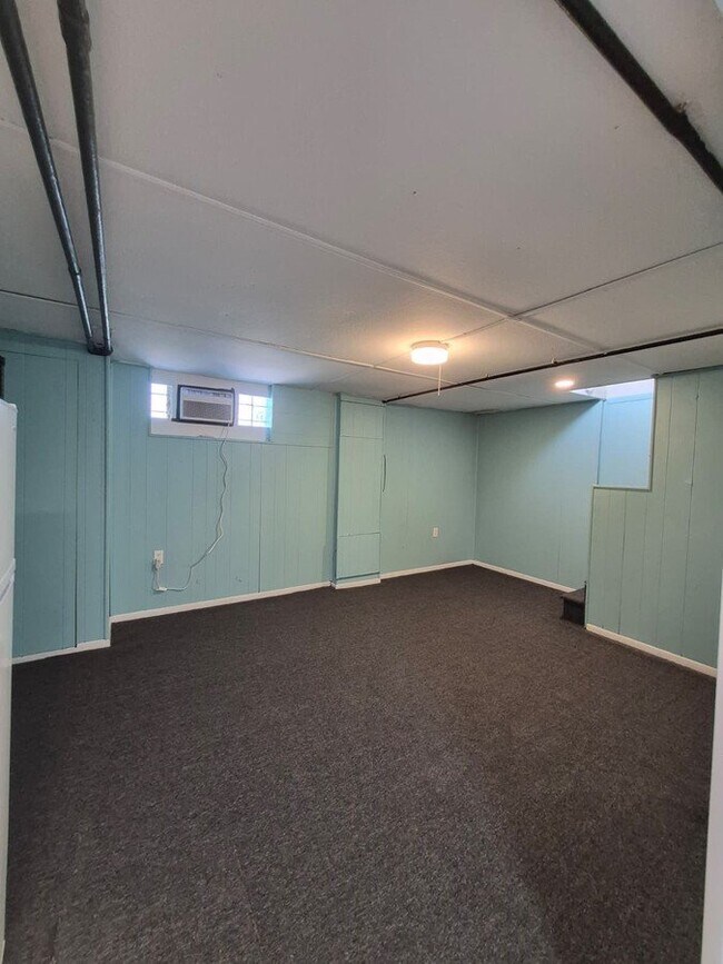 Building Photo - 3134 Levick St