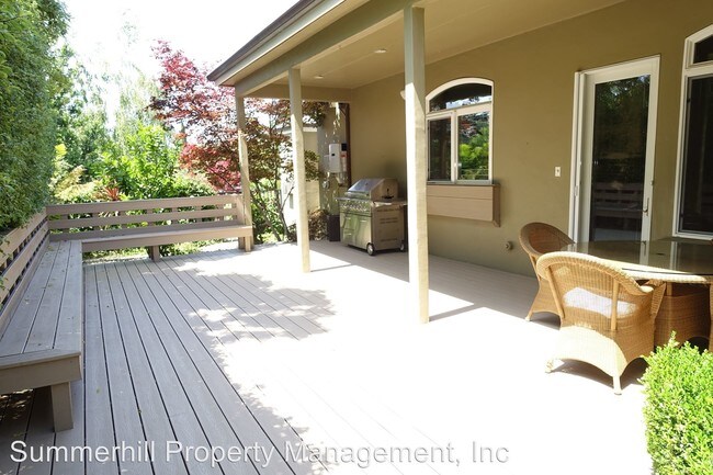 Foto del edificio - 1070 Nottingham Way