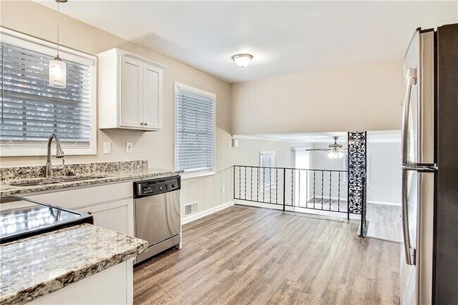 Foto del edificio - 3881 Bressler Cir