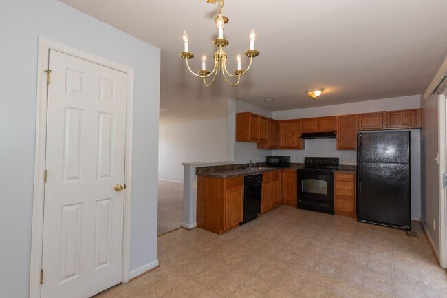 Foto del edificio - 3 Bed, 2.5 Bath in Martinsburg