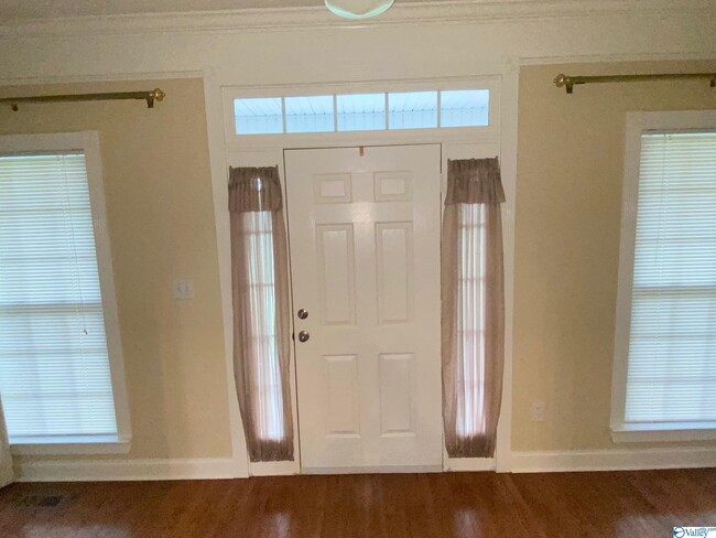 Building Photo - 163 Golden Harvest Dr