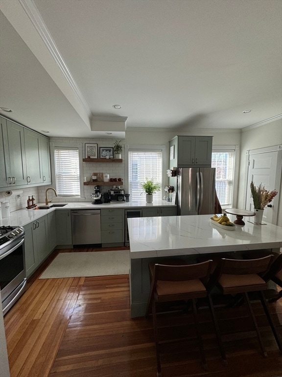 Foto del edificio - 32 Roseclair St