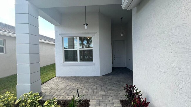 Foto del edificio - 13352 SW River Rock Rd