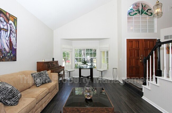 Foto del edificio - 24718 Leafwood Dr