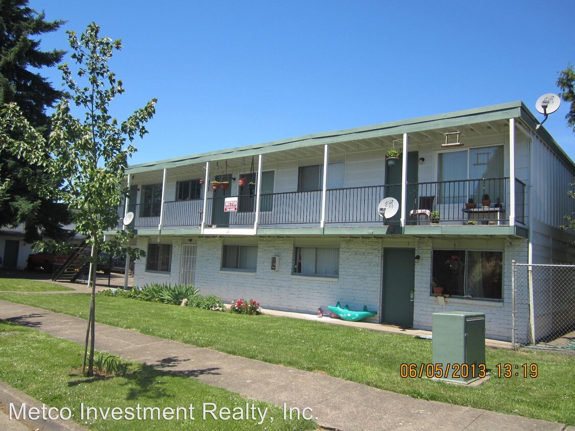 Primary Photo - 124 C St